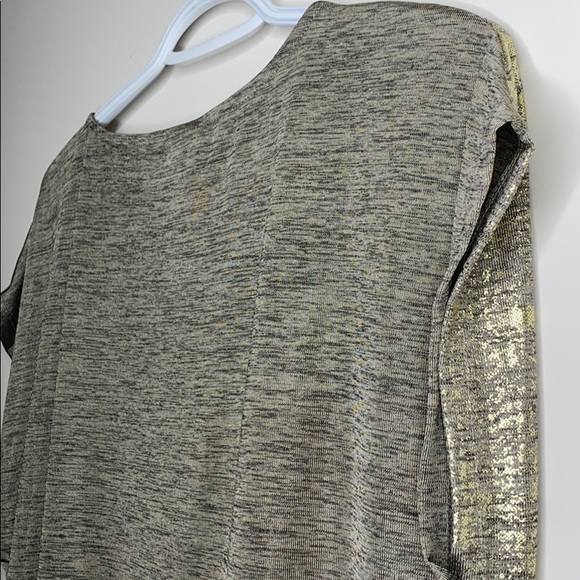 Dantelle Gold Foil Print Step Hem Shirt Large - Picture 13 of 15